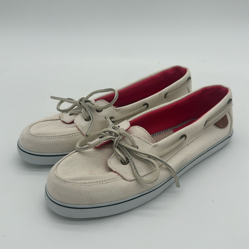 Sperry Women's Cream Moccasins with Pink Lining
